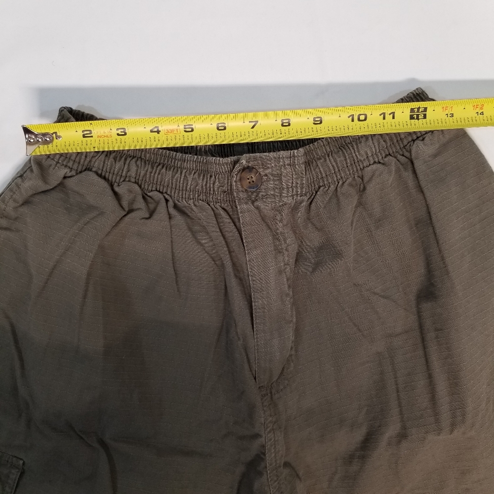 Umbro Mens Size M Cargo Shorts Army Green Draw String Elastic Waist Zipper Fly - Picture 13 of 13